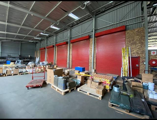 4,670M² WAREHOUSE FOR SALE IN HALFWAY HOUSE